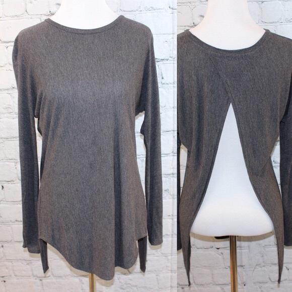 Aritzia Wilfred open back long sleeve - Picture 3 of 5